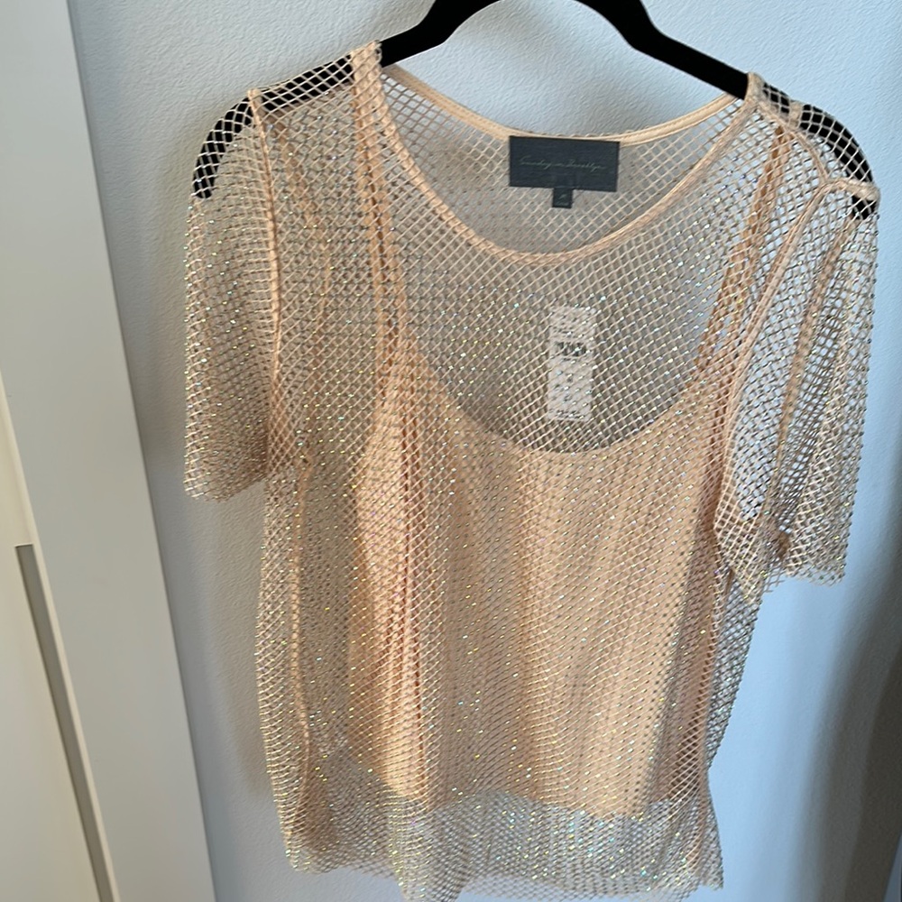 Anthropologie Mesh Sparkle Top size medium NWT